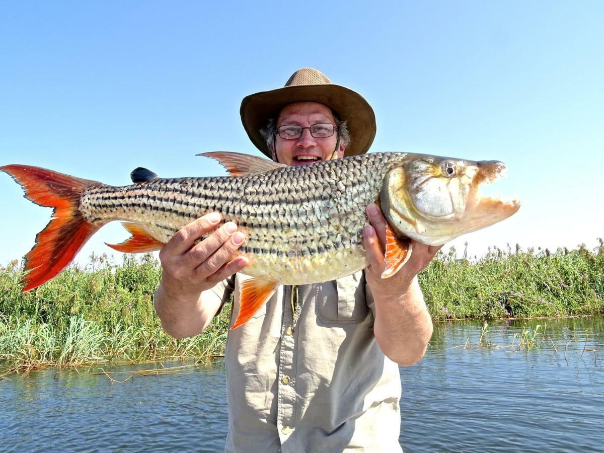 Caprivi Mutoya Lodge And Campsite Катима Мулило Екстериор снимка